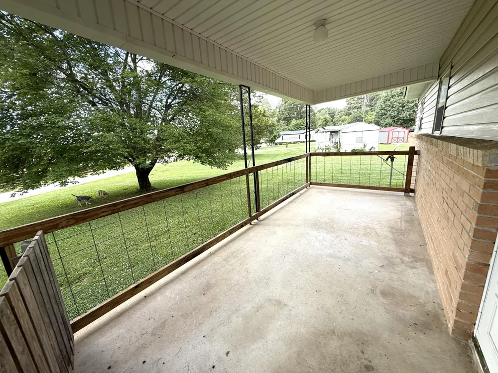 144 Buckshot Lane Pikeville, TN 37367
