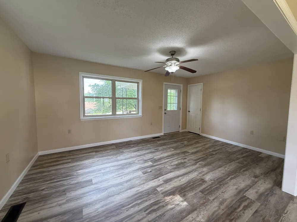 144 Buckshot Lane Pikeville, TN 37367