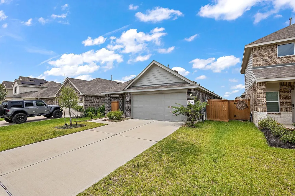5024 Pismo Ray Drive Katy, TX 77493