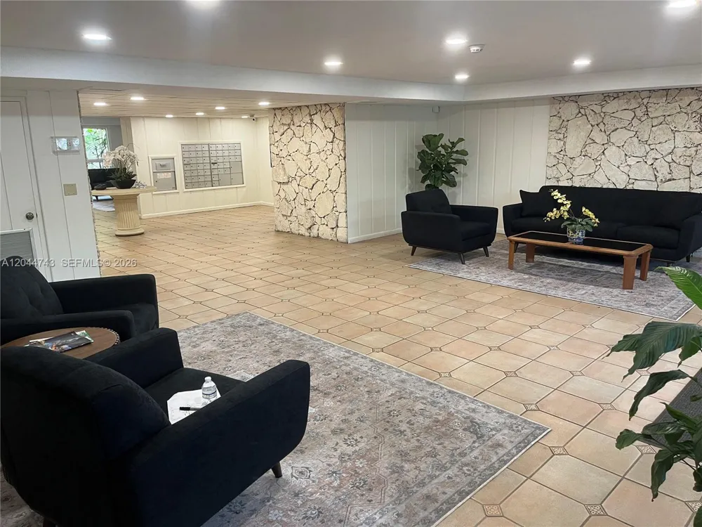 1205 Mariposa Ave #212 Coral Gables, FL 33146