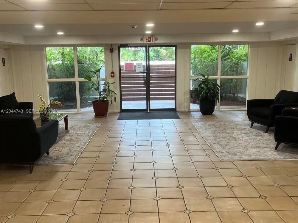 1205 Mariposa Ave #212 Coral Gables, FL 33146