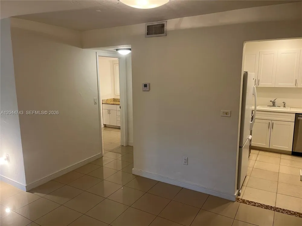 1205 Mariposa Ave #212 Coral Gables, FL 33146