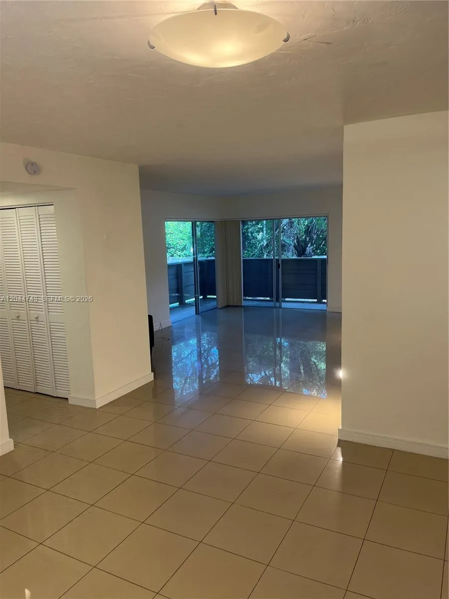 1205 Mariposa Ave #212 Coral Gables, FL 33146