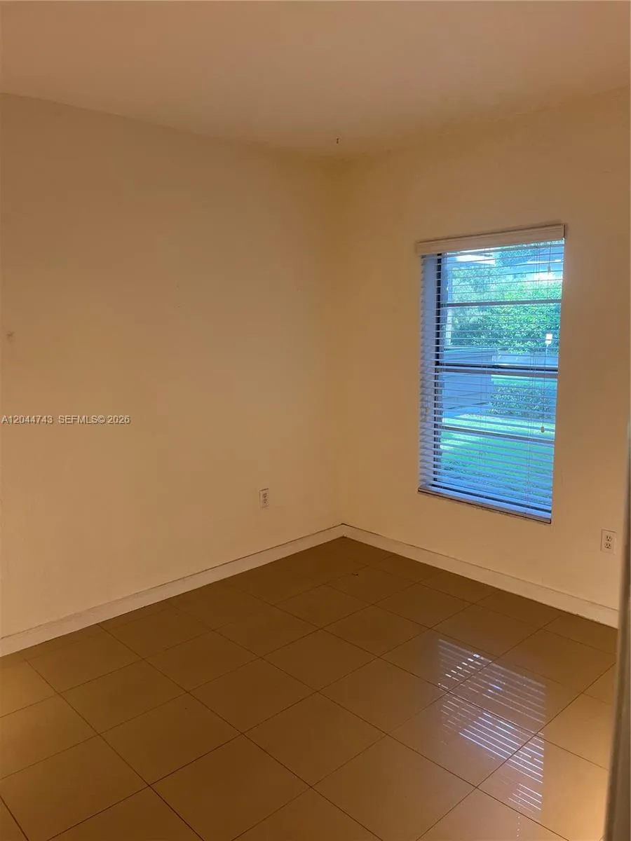 1205 Mariposa Ave #212 Coral Gables, FL 33146