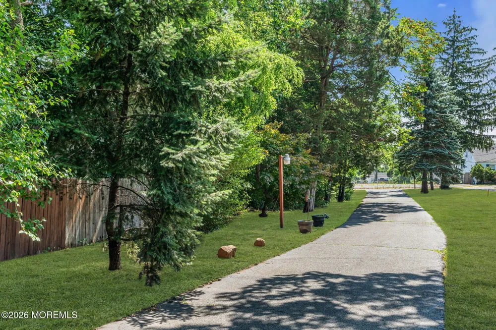 8 Johnson Avenue Matawan, NJ 07747