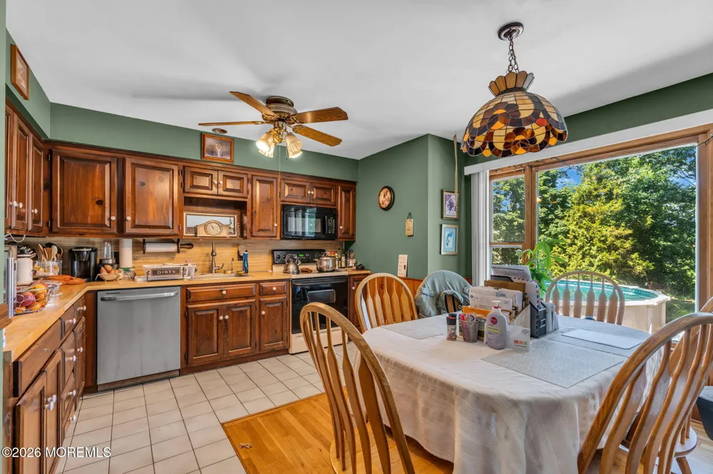 8 Johnson Avenue Matawan, NJ 07747