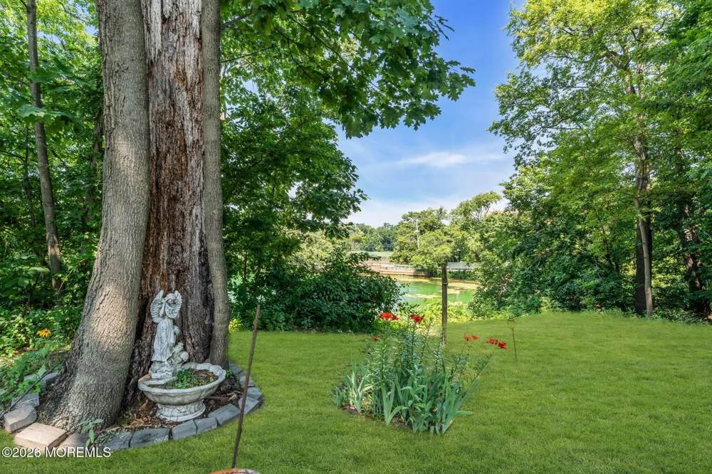 8 Johnson Avenue Matawan, NJ 07747