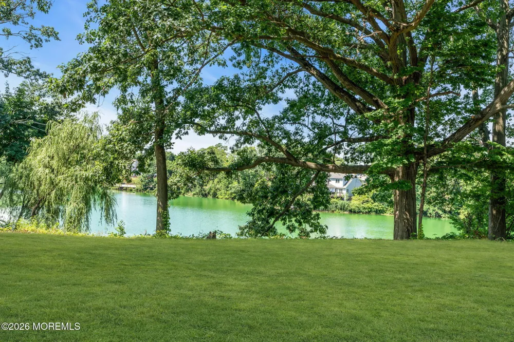 8 Johnson Avenue Matawan, NJ 07747