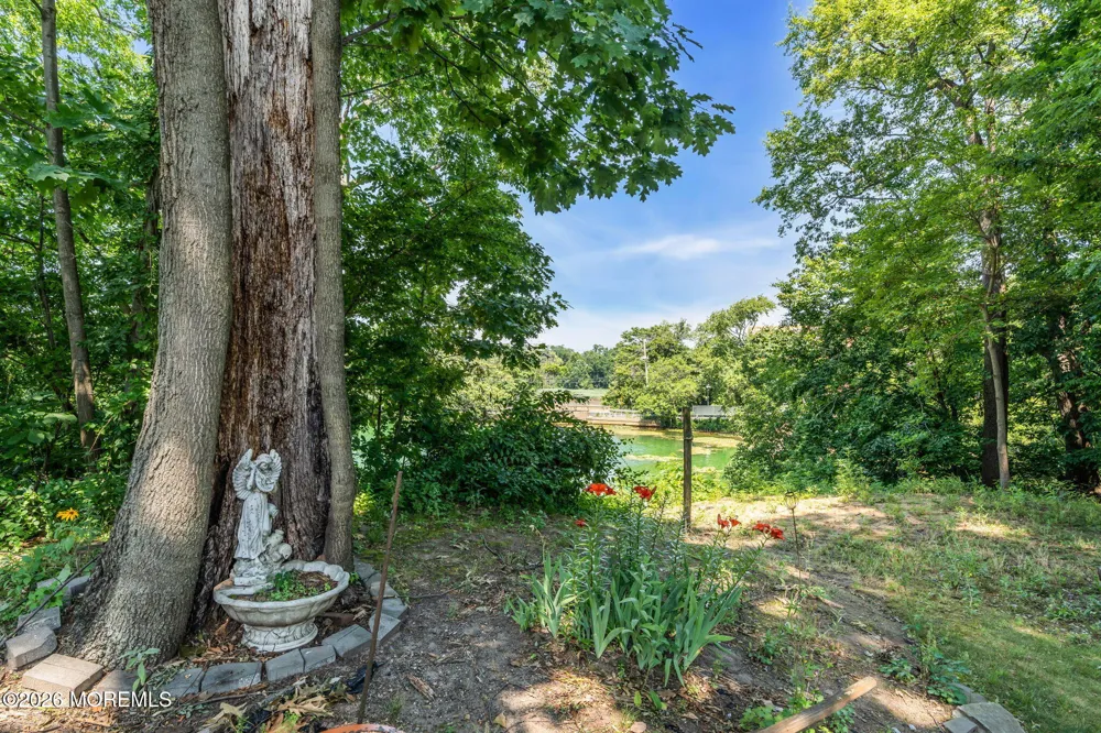 8 Johnson Avenue Matawan, NJ 07747