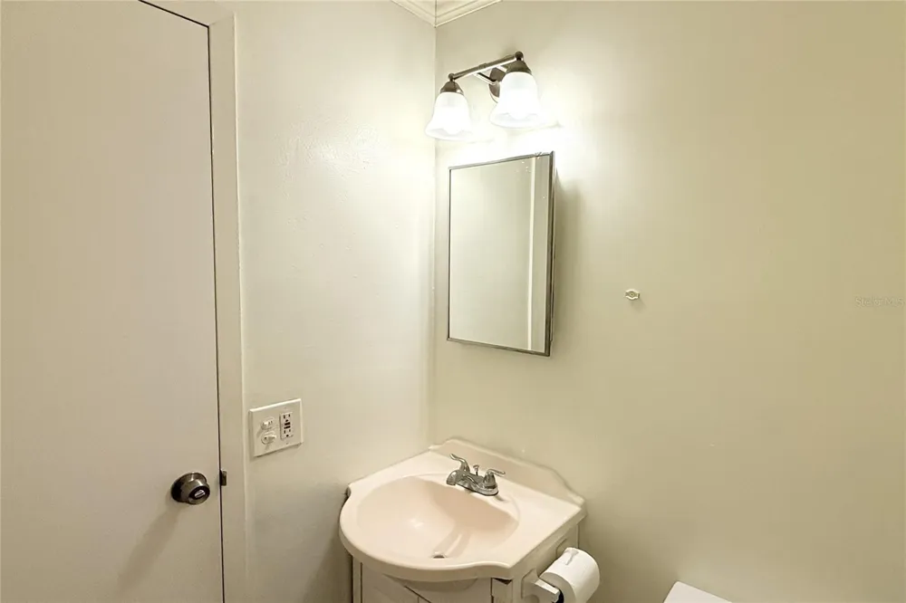 101 CAMBRIDGE TRAIL #194 Sun City Center, FL 33573