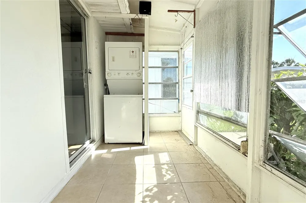 101 CAMBRIDGE TRAIL #194 Sun City Center, FL 33573