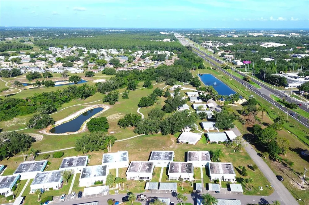 101 CAMBRIDGE TRAIL #194 Sun City Center, FL 33573