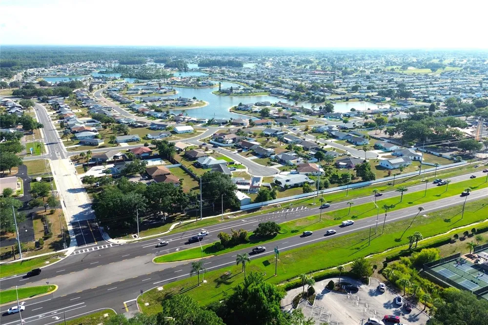 101 CAMBRIDGE TRAIL #194 Sun City Center, FL 33573