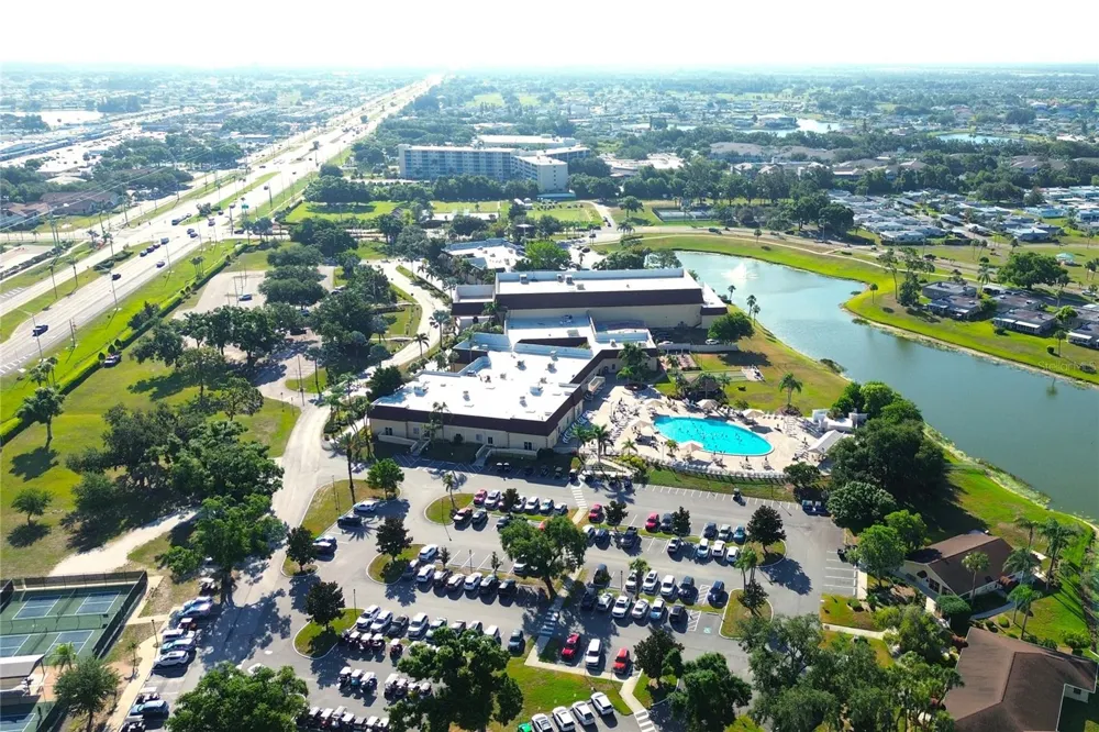 101 CAMBRIDGE TRAIL #194 Sun City Center, FL 33573