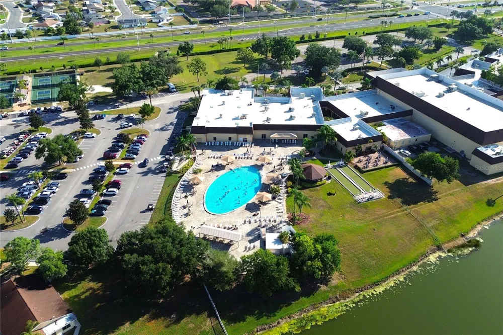 101 CAMBRIDGE TRAIL #194 Sun City Center, FL 33573