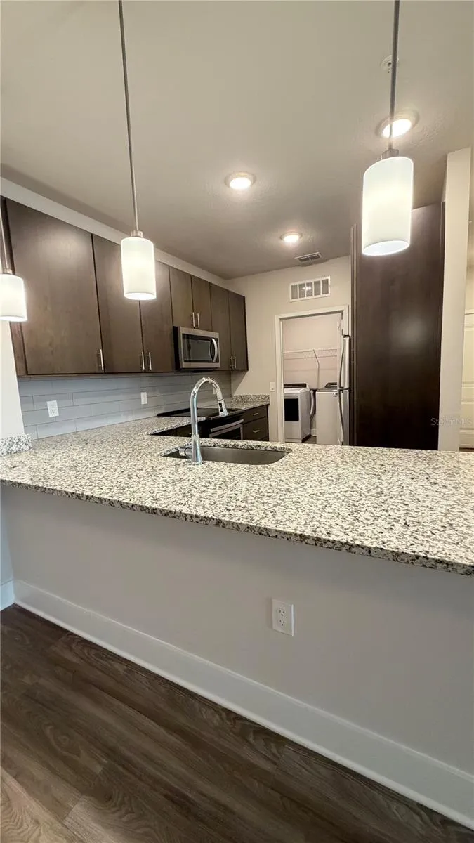 530 ACADEMY DRIVE #201 Kissimmee, FL 34744