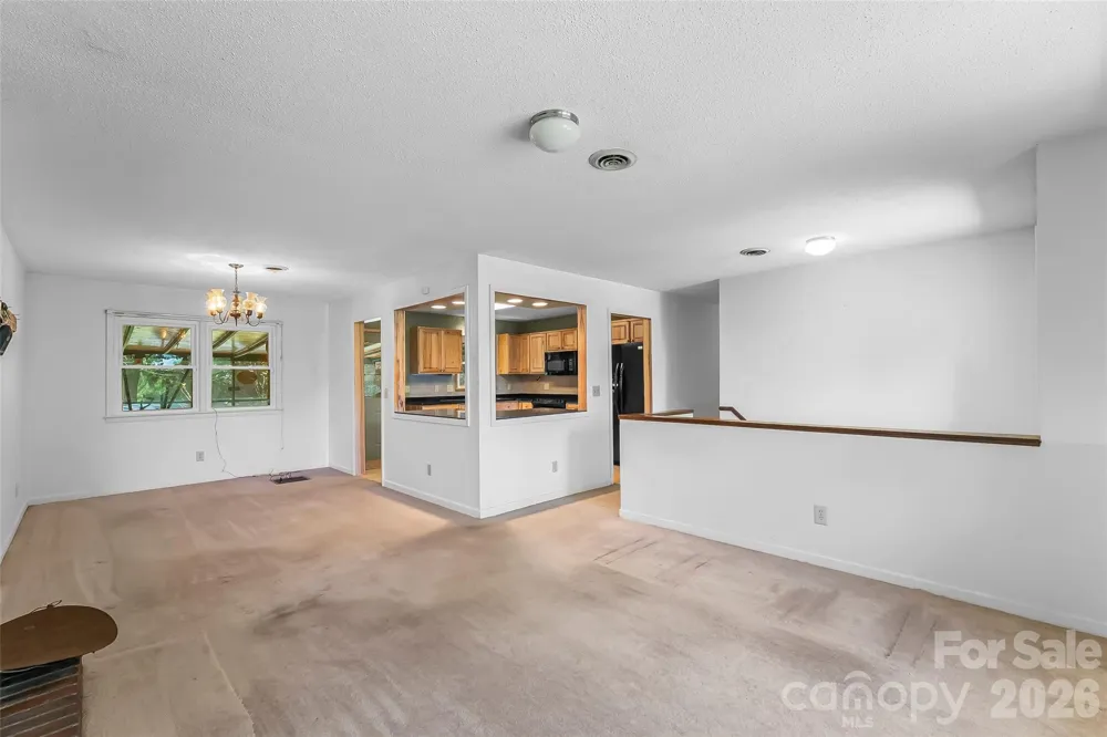 32 Swanns View Drive Marion, NC 28752