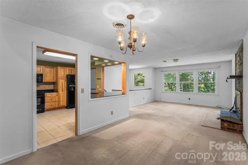 32 Swanns View Drive Marion, NC 28752