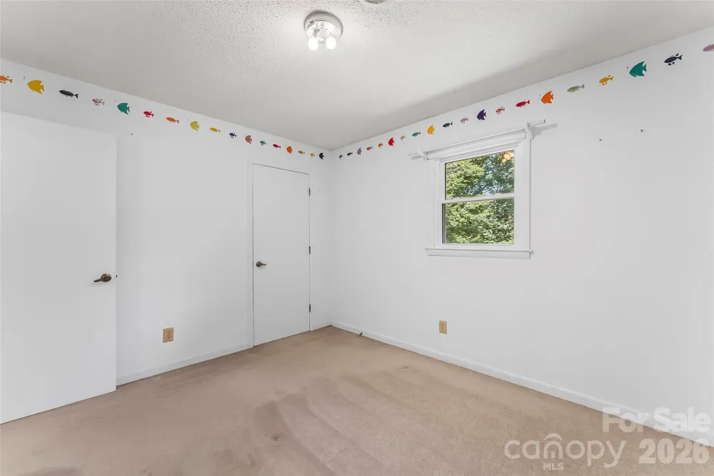 32 Swanns View Drive Marion, NC 28752