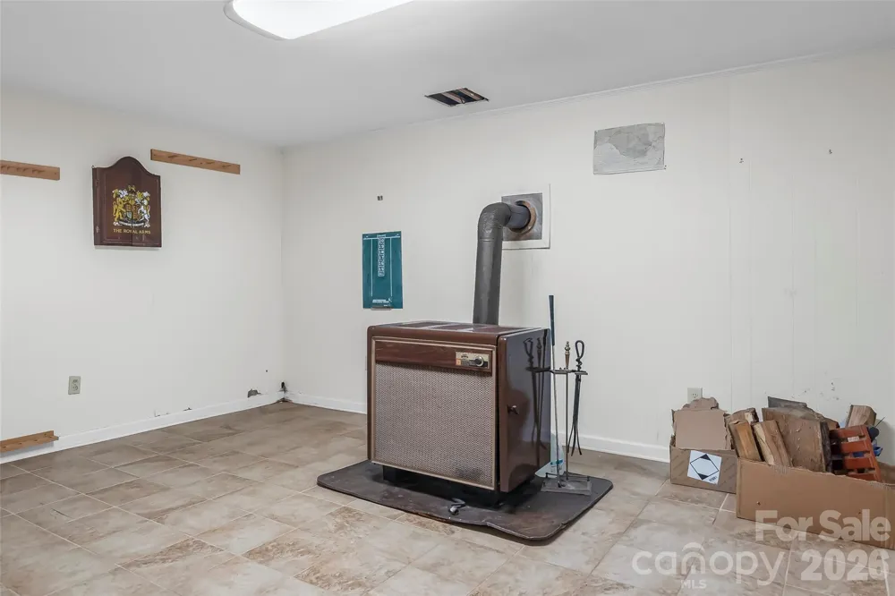 32 Swanns View Drive Marion, NC 28752