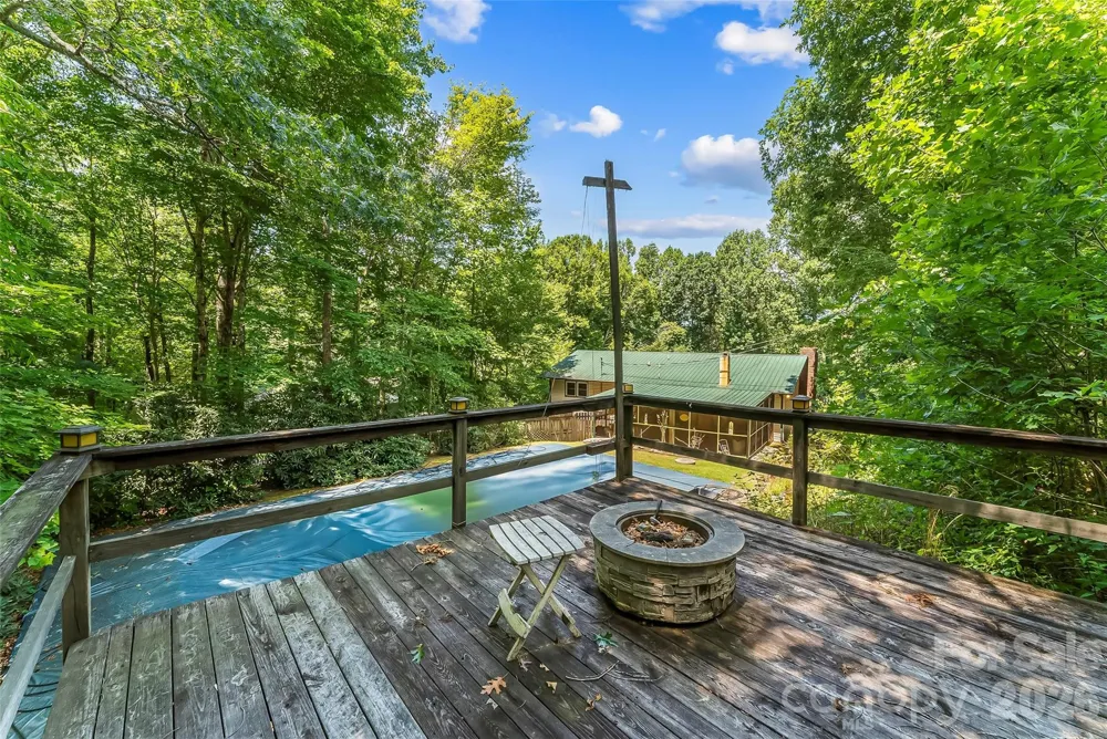 32 Swanns View Drive Marion, NC 28752
