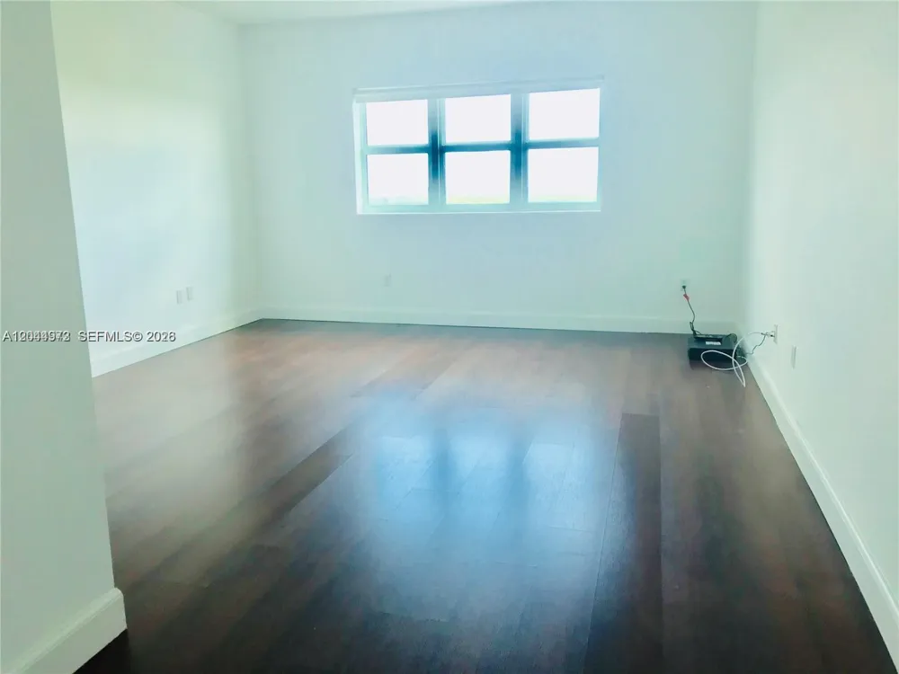 15051 Royal Oaks Ln #1903 North Miami, FL 33181