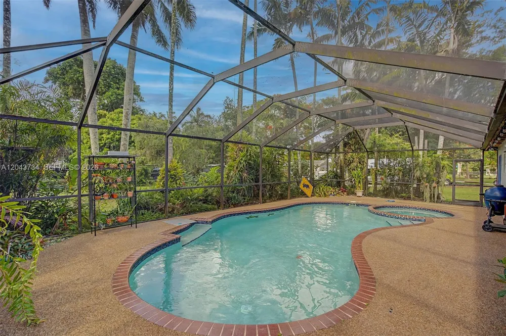 16620 SW 234th St Homestead, FL 33031