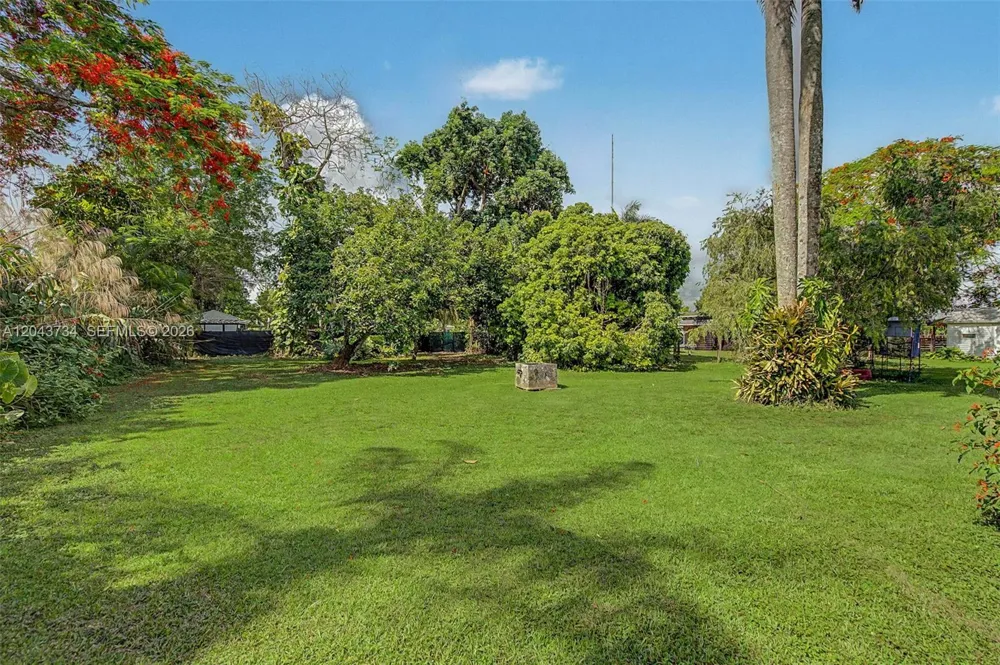 16620 SW 234th St Homestead, FL 33031
