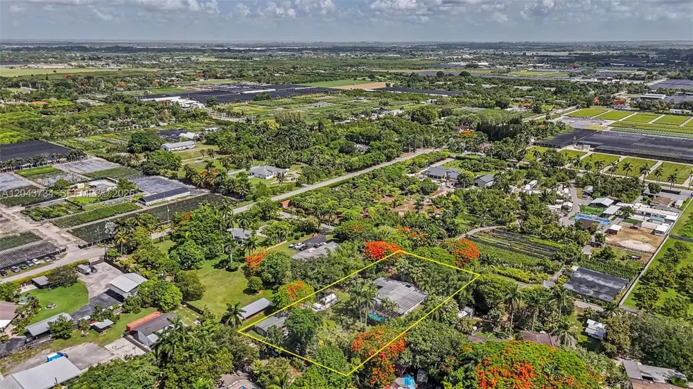 16620 SW 234th St Homestead, FL 33031