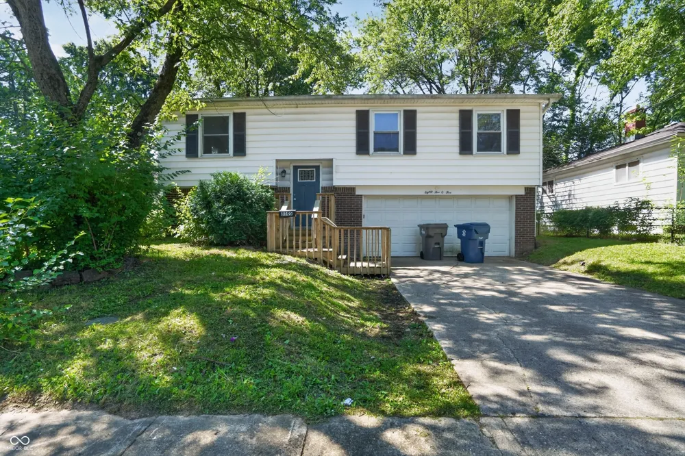 8505 E 34th Place Indianapolis, IN 46226