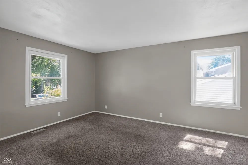 8505 E 34th Place Indianapolis, IN 46226