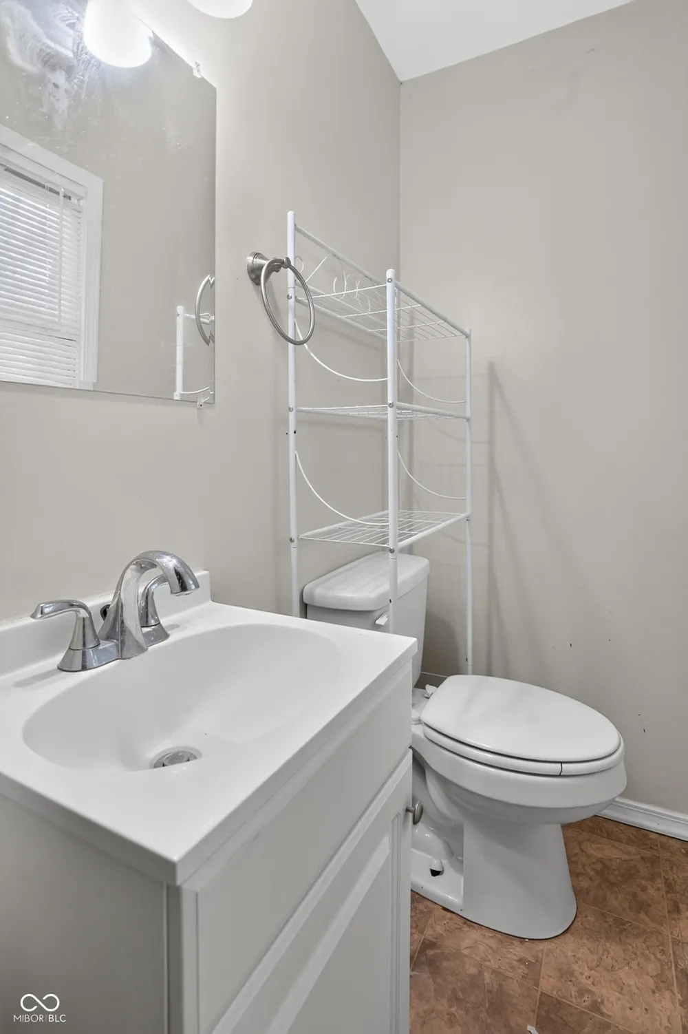 8505 E 34th Place Indianapolis, IN 46226