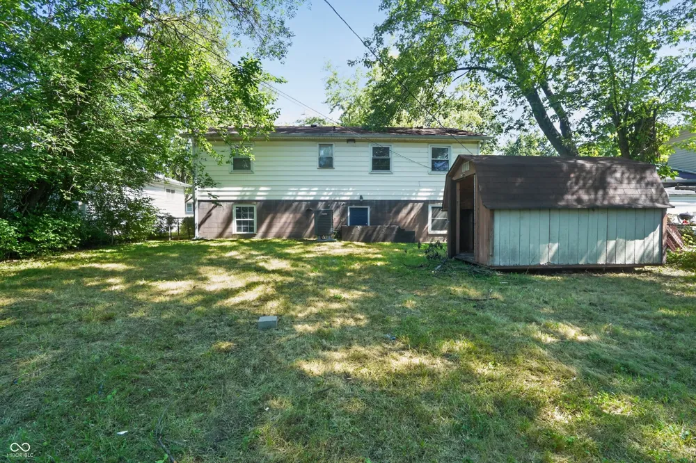 8505 E 34th Place Indianapolis, IN 46226