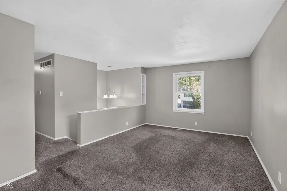 8505 E 34th Place Indianapolis, IN 46226