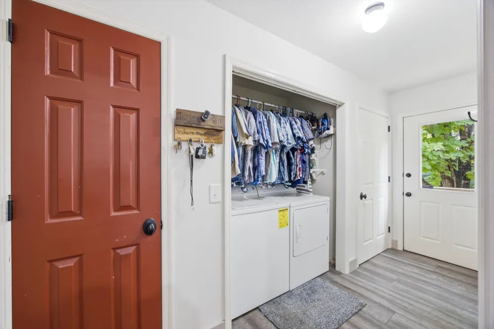 9608 Imperial Drive Ooltewah, TN 37363