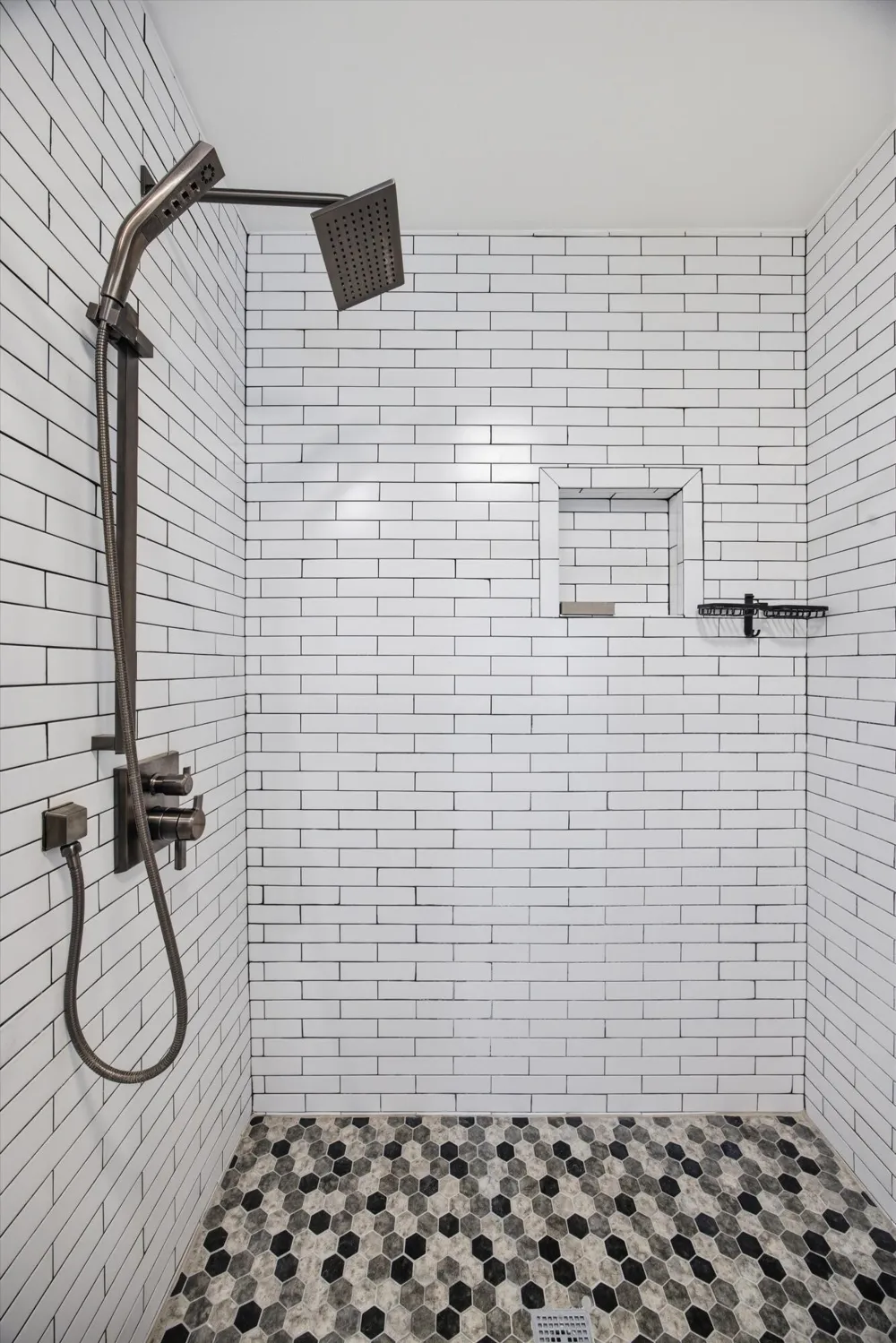 9608 Imperial Drive Ooltewah, TN 37363