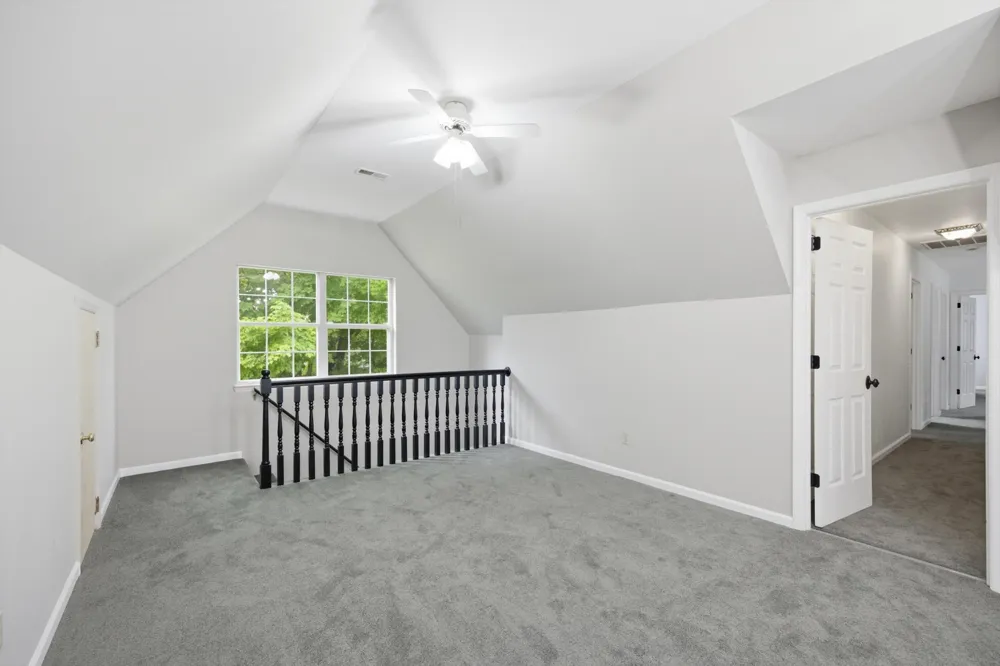 9608 Imperial Drive Ooltewah, TN 37363