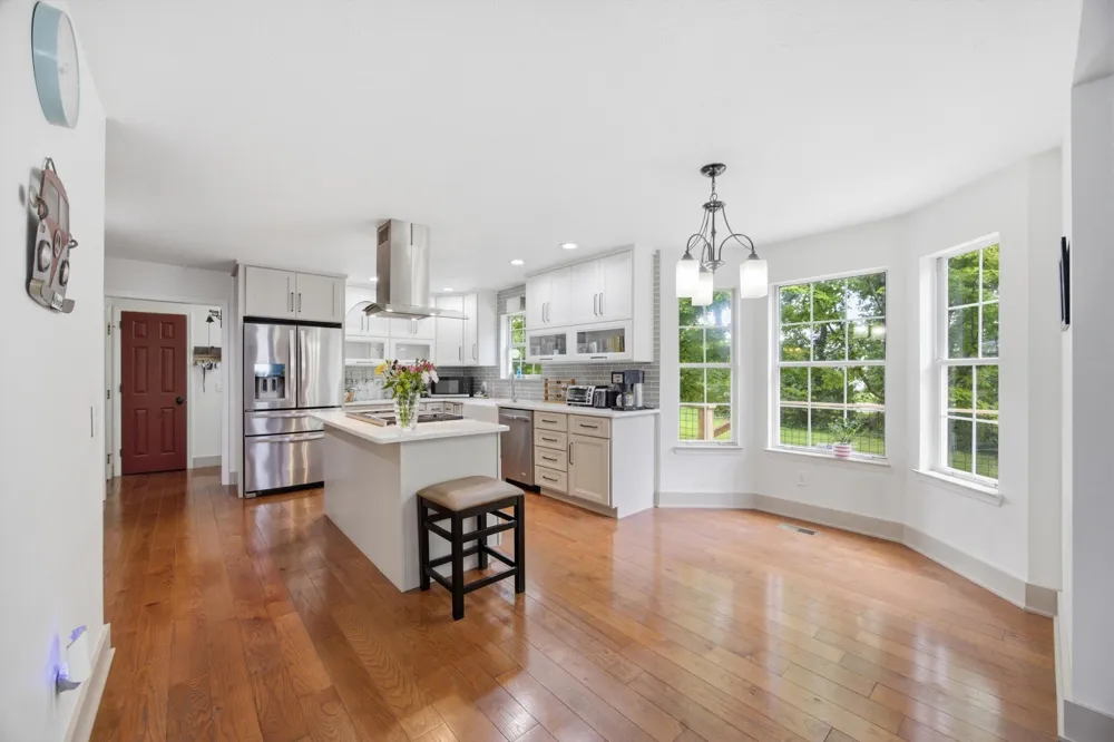 9608 Imperial Drive Ooltewah, TN 37363