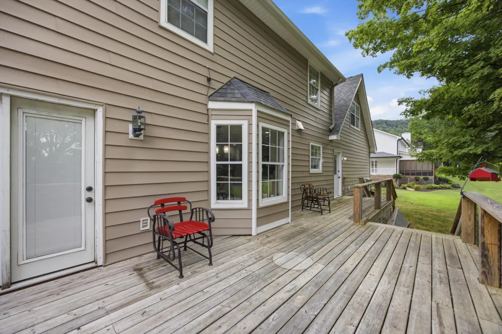 9608 Imperial Drive Ooltewah, TN 37363