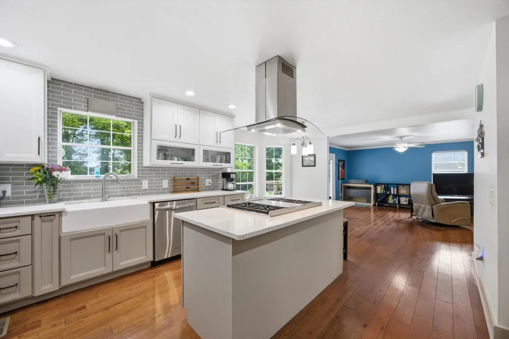9608 Imperial Drive Ooltewah, TN 37363