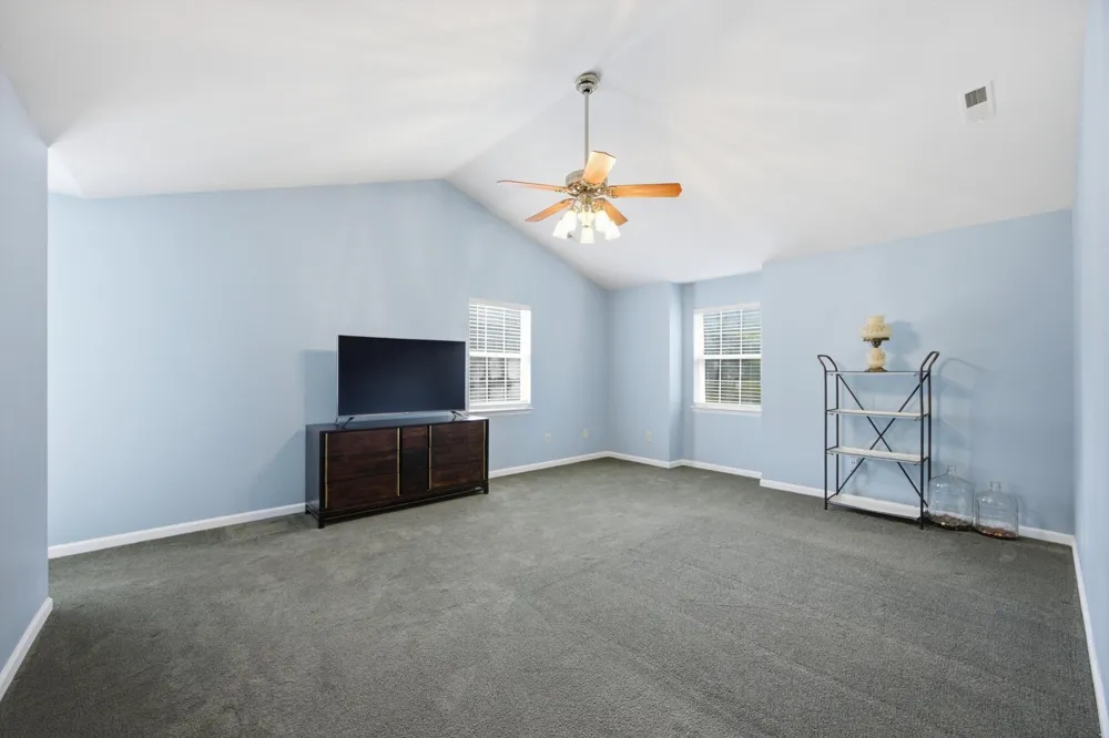 9608 Imperial Drive Ooltewah, TN 37363