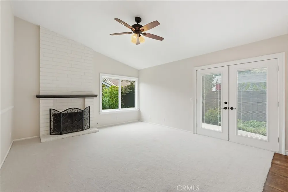 38 Golden Star Irvine, CA 92604