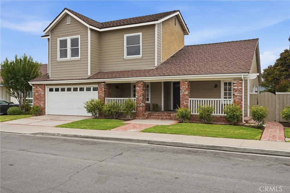 38 Golden Star Irvine, CA 92604