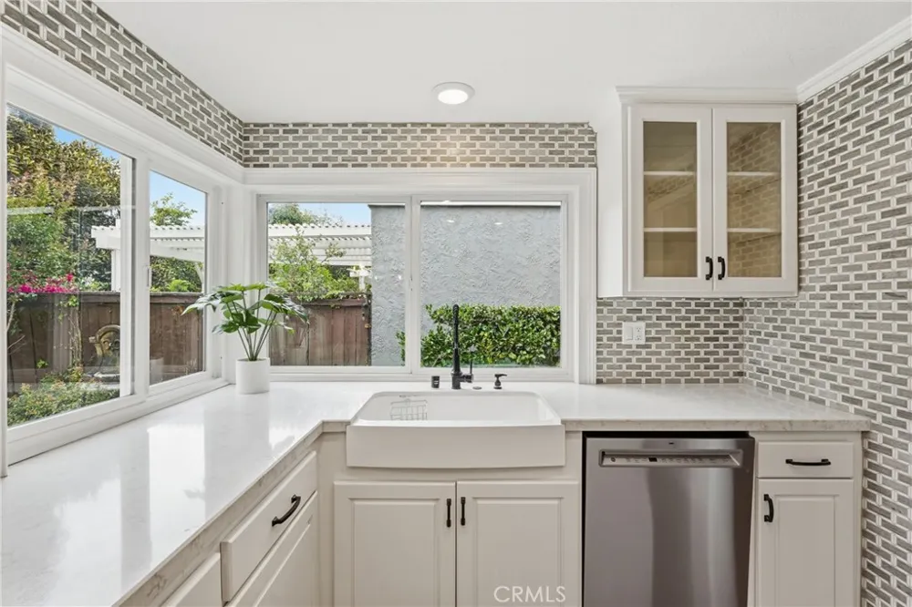 38 Golden Star Irvine, CA 92604