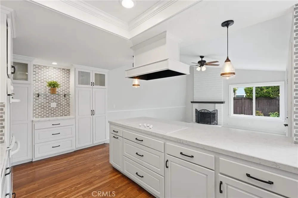 38 Golden Star Irvine, CA 92604