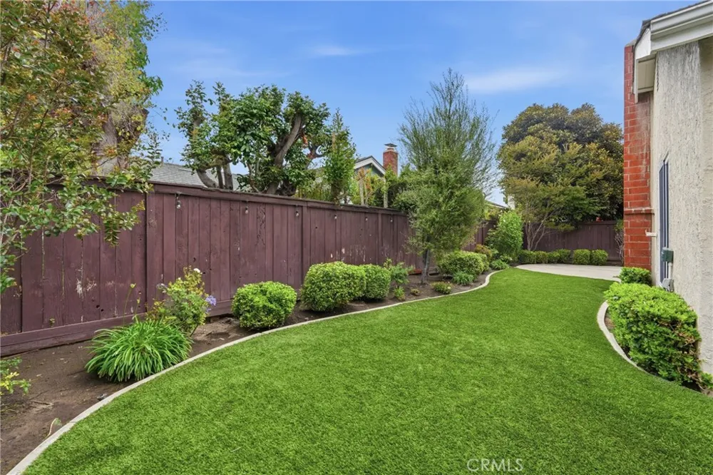 38 Golden Star Irvine, CA 92604