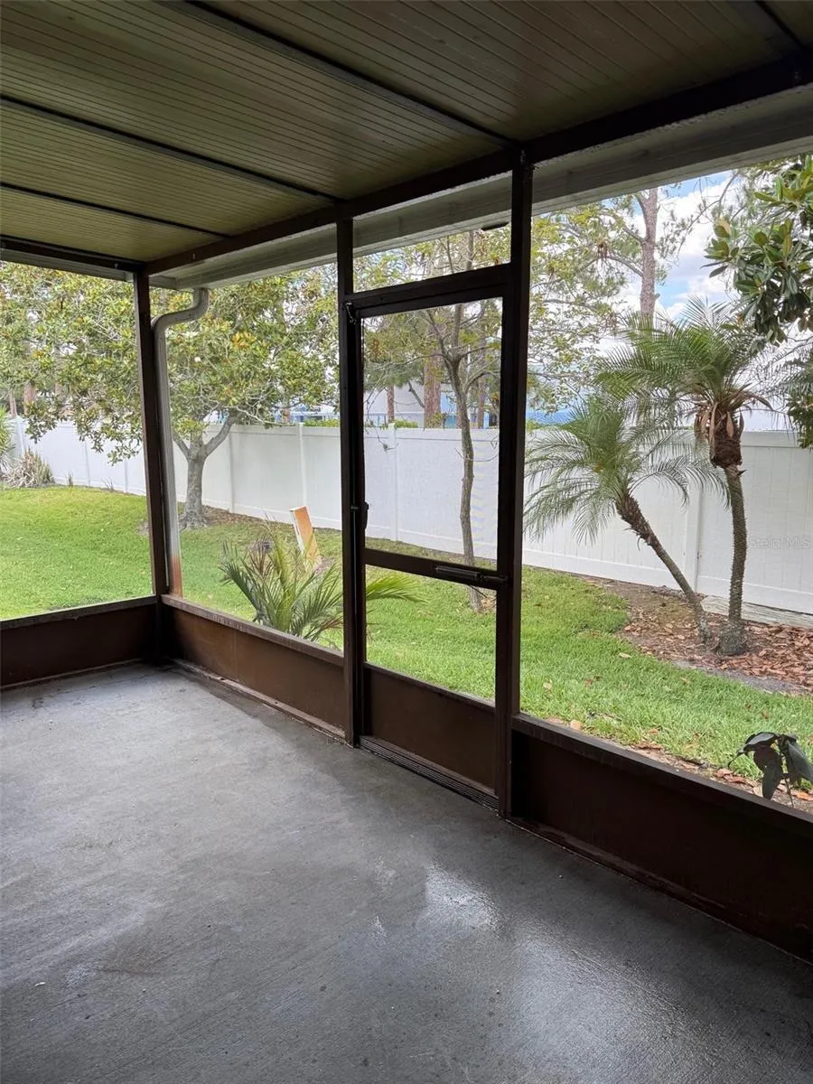 2235 FLUORSHIRE DRIVE Brandon, FL 33511