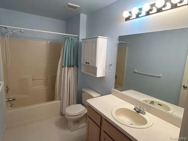 8767 TOWNSEND DRIVE White Lake Charter Township, MI 48386