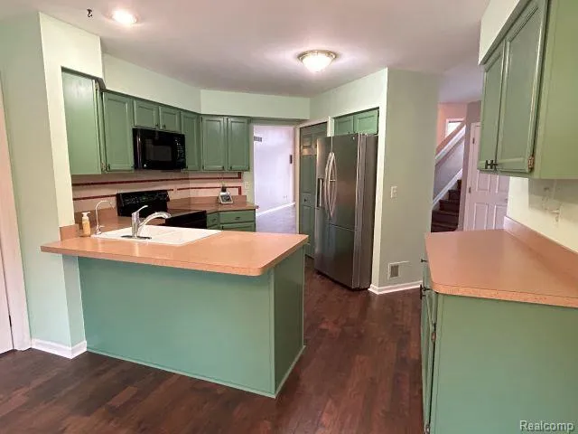 8767 TOWNSEND DRIVE White Lake Charter Township, MI 48386