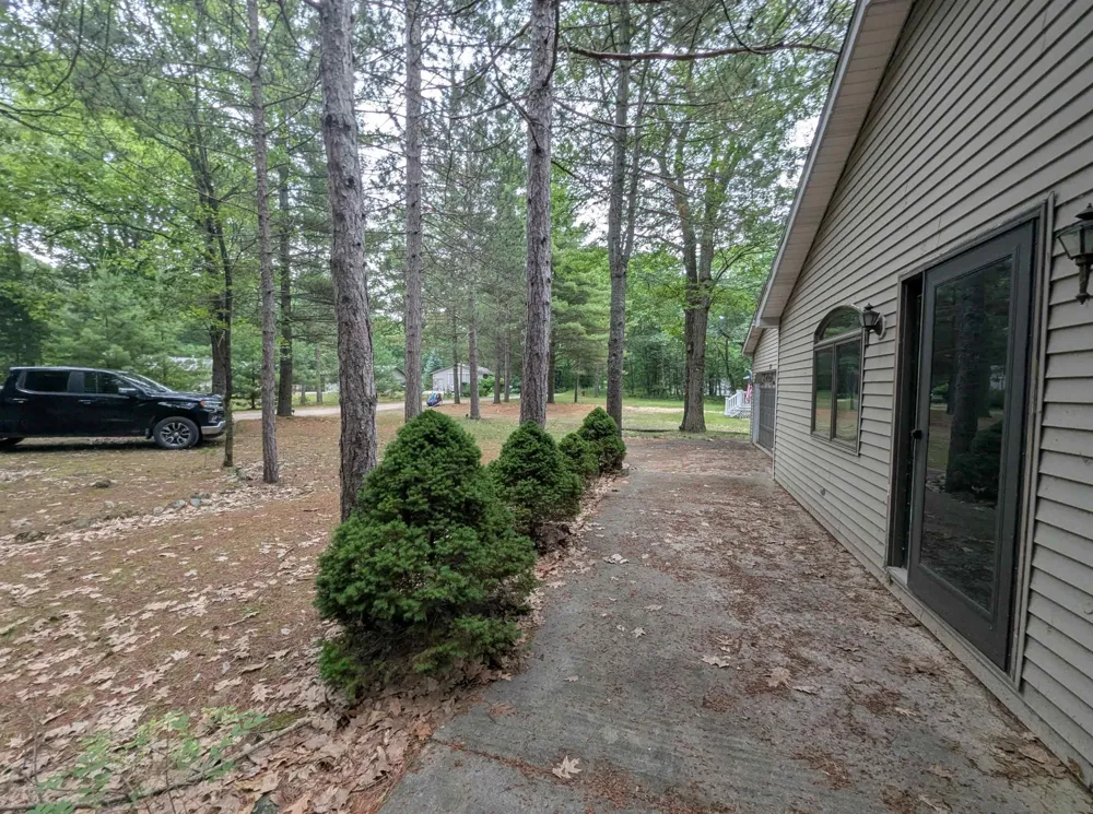 28 W Pine Sims Township, MI 48703